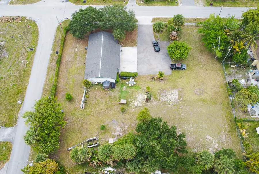 4647 Marguerita Street, West Palm Beach, FL 33417 - #3