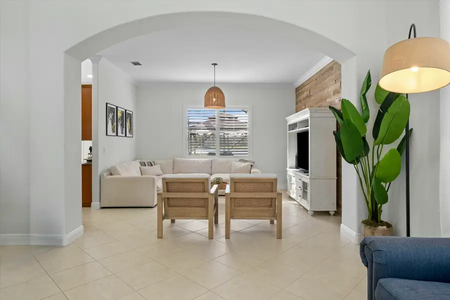 1386 Beacon Circle, Wellington, FL 33414 - #3