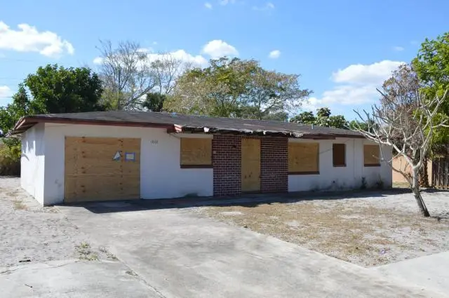 1620 SE Apache Avenue, Stuart, FL 34994 - #1