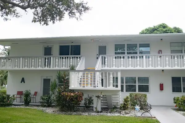 15 Bedford A #15, West Palm Beach, FL 33417
