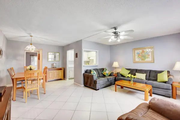 262 Windsor L, West Palm Beach, FL 33417