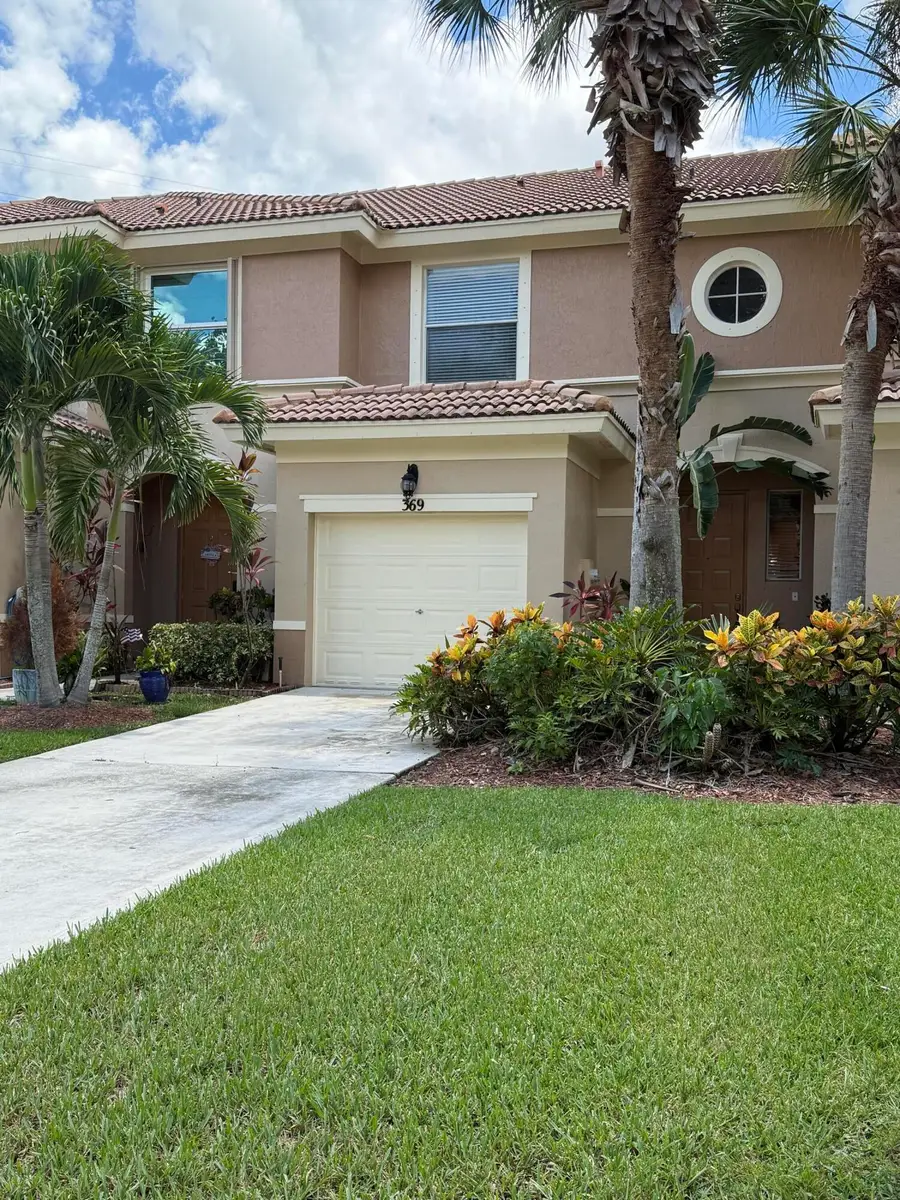 369 River Bluff Lane, Royal Palm Beach, FL 33411 - #2