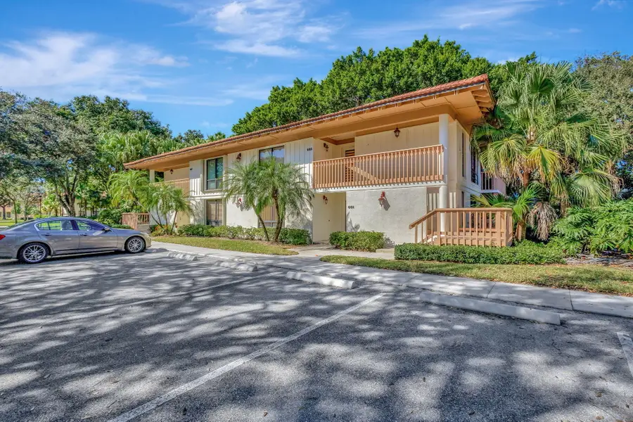 601 Brackenwood Cove, Palm Beach Gardens, FL 33418 - #2