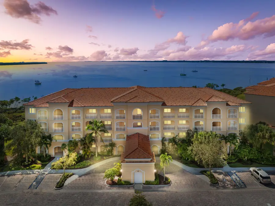 27 Harbour Isle Drive W #203, Hutchinson Island, FL 34949 - #2