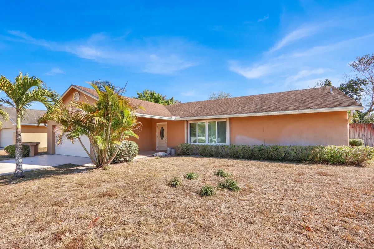 105 Sunflower Circle, West Palm Beach, FL 33411 - #1