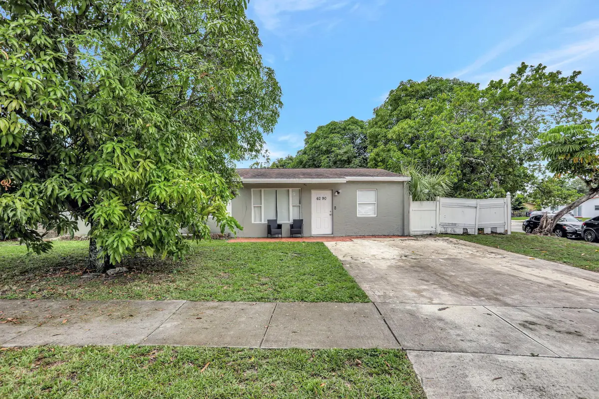 6290 SW 18th Place, North Lauderdale, FL 33068 - #1