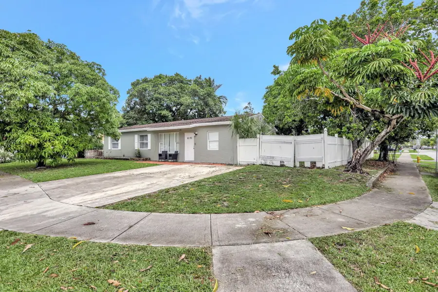6290 SW 18th Place, North Lauderdale, FL 33068 - #3