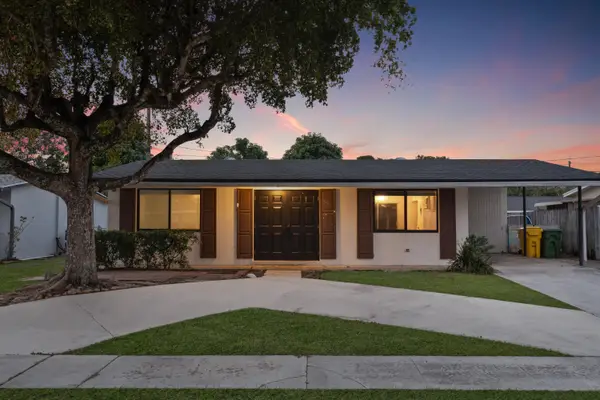 59 Andros Road, Lake Worth Beach, FL 33461