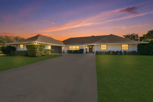 624 Whippoorwill Row, West Palm Beach, FL 33411