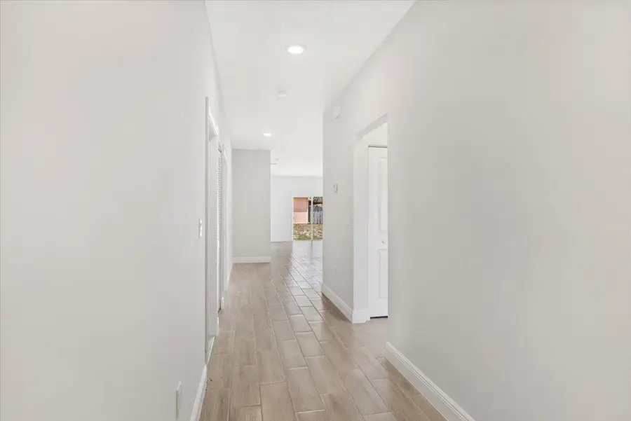 1635 19th Avenue Sw, Vero Beach, FL 32962 - #3