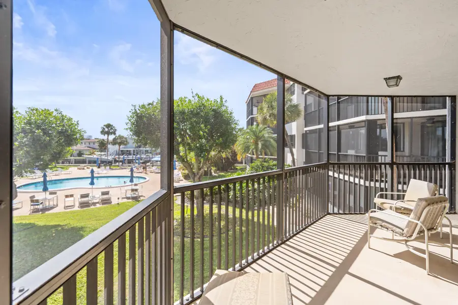 800 Jeffery Street #208, Boca Raton, FL 33487 - #2