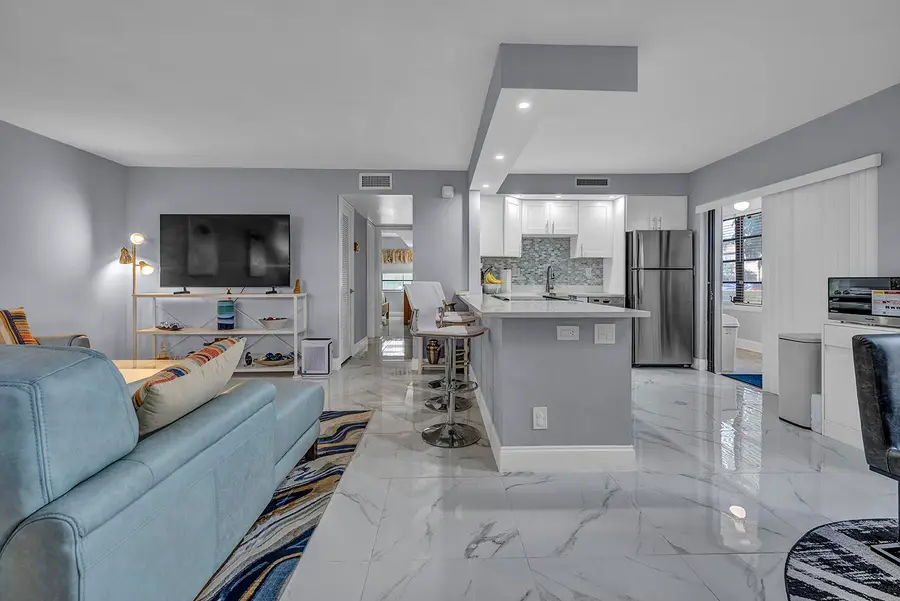 162 Capri D, Delray Beach, FL 33484 - #2