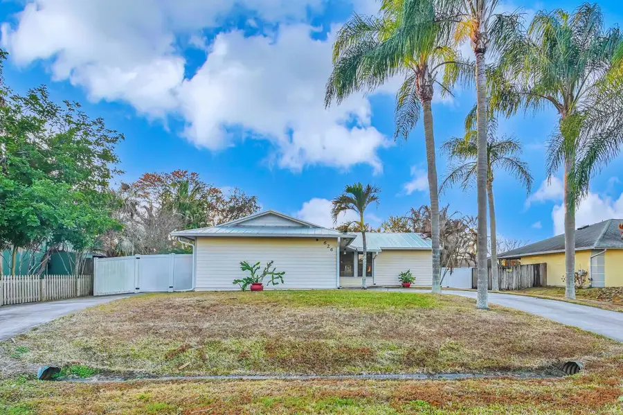 626 SW Cynthia Street, Port Saint Lucie, FL 34983 - #3