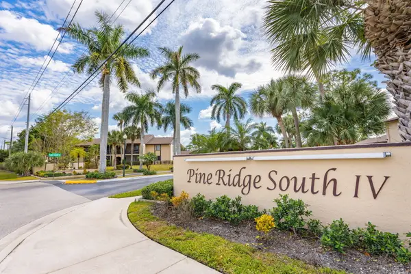 421 Pine Glen Lane #A-2, Greenacres, FL 33463