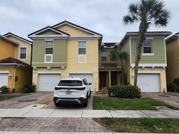 821 Pipers Cay Drive, West Palm Beach, FL 33415