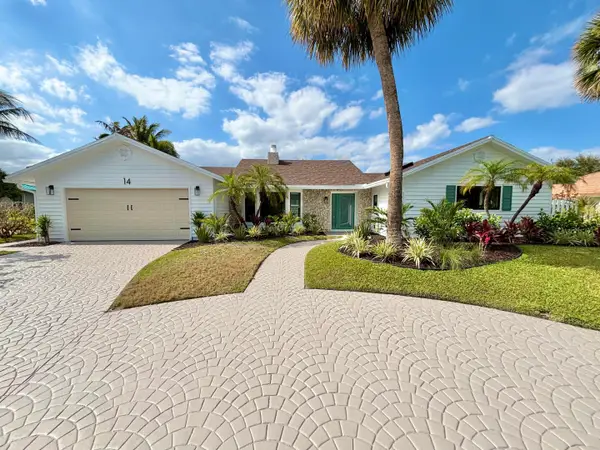 14 SE Paddock Circle, Jupiter, FL 33469