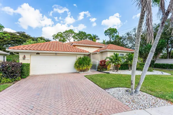 6529 Jog Estates Lane, Boynton Beach, FL 33437