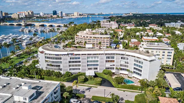 389 S Lake Drive #4f, Palm Beach, FL 33480