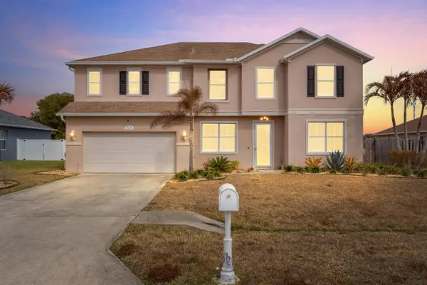 5835 NW Drill Court, Port St Lucie, FL 34986