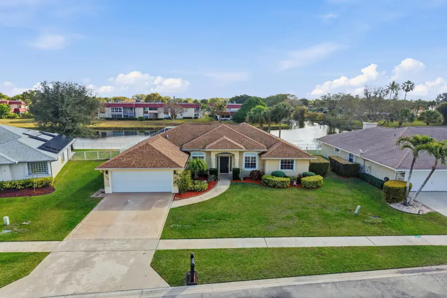 106 Locust Lane, Royal Palm Beach, FL 33411 - #3