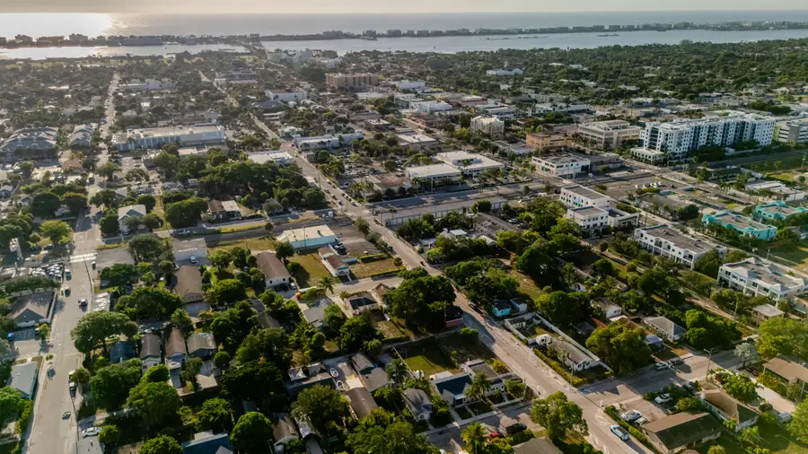 206 N E Street, Lake Worth Beach, FL 33460 - #2