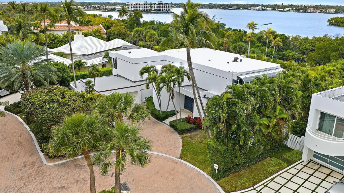 19 Sloans Curve Drive, Palm Beach, FL 33480 - #1