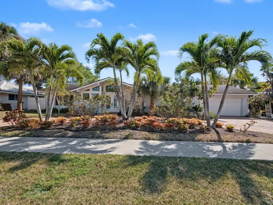 618 Riverside Road, North Palm Beach, FL 33408 - #2