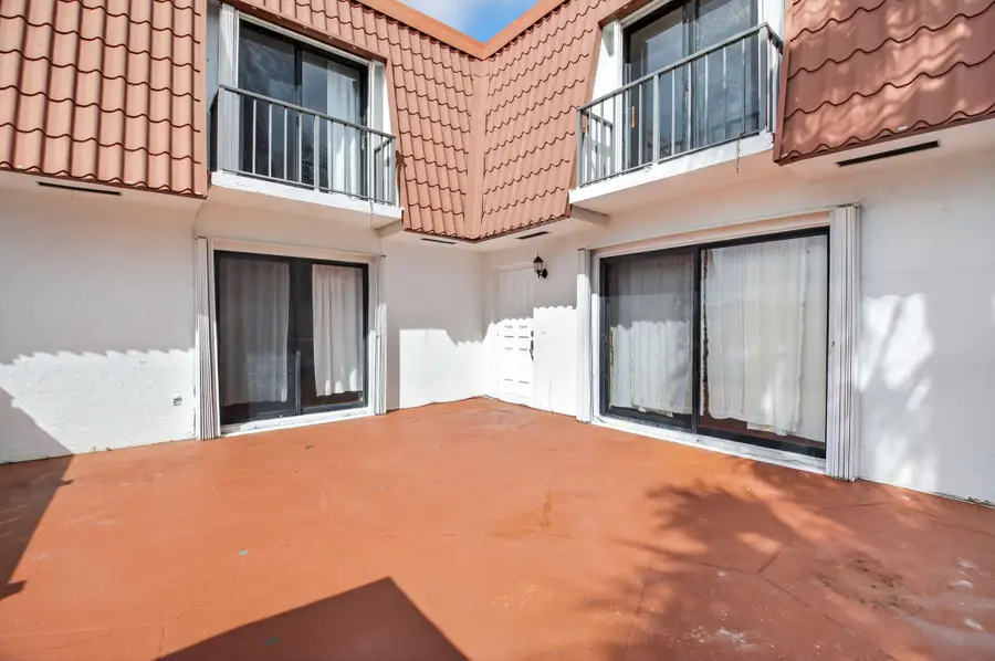 1423 SW 28th Avenue, Boynton Beach, FL 33426 - #3