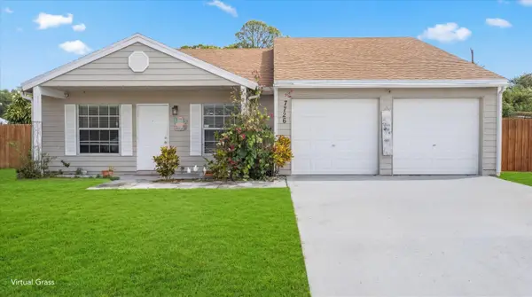 7726 Blairwood Circle E, Lake Worth Beach, FL 33467
