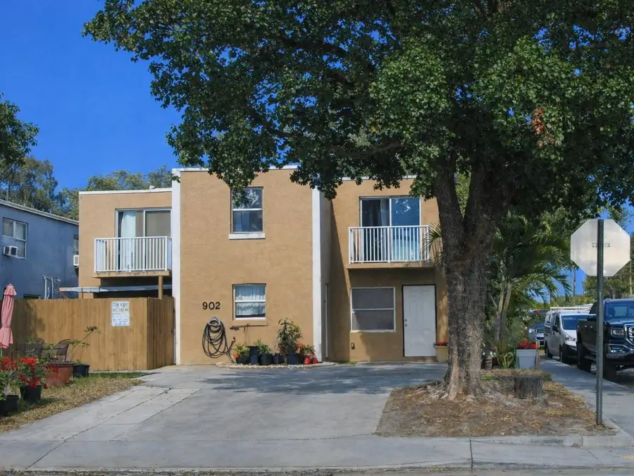 902 N F Street, Lake Worth Beach, FL 33460 - #2