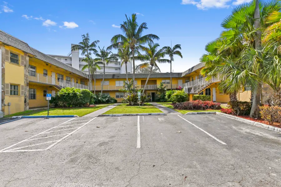 240 Croton Avenue #102, Lantana, FL 33462 - #2