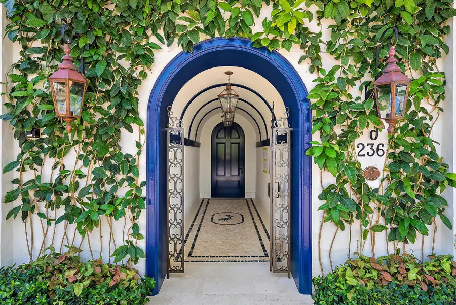 236 Phipps Plaza #101, Palm Beach, FL 33480 - #3