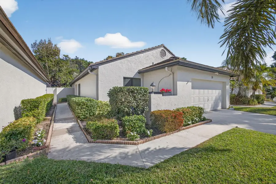 77 Ironwood Way, Palm Beach Gardens, FL 33418 - #2