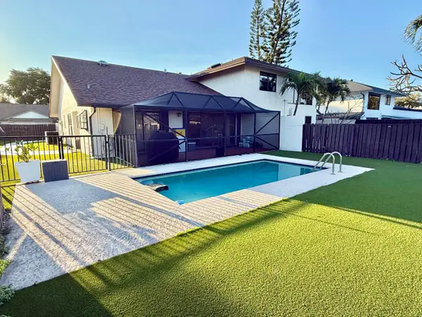 293 SW 28th Avenue, Delray Beach, FL 33445