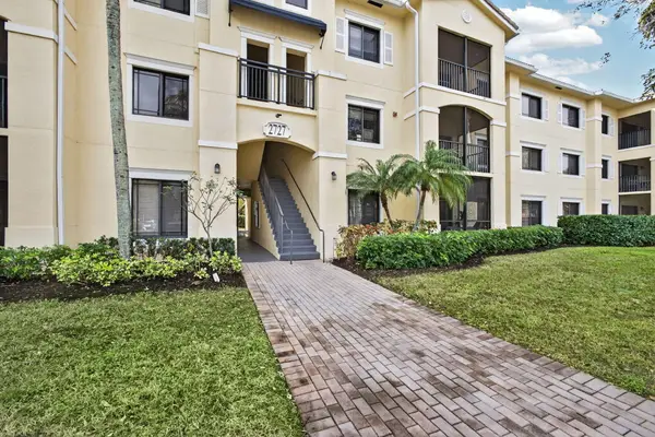 2727 Anzio Court #203, Palm Beach Gardens, FL 33410