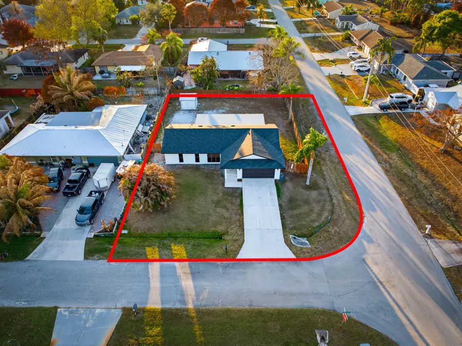 2202 SE Glover Street, Port Saint Lucie, FL 34984 - #2