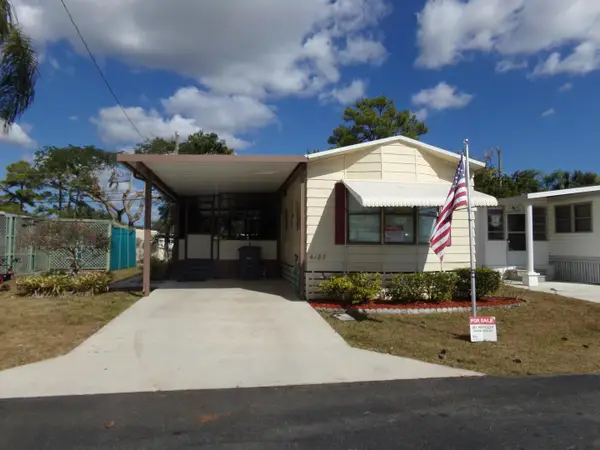 4187 S 88th Court S, Boynton Beach, FL 33436