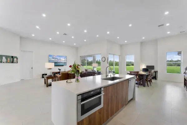 19921 Skyhawk Lane, Loxahatchee, FL 33470