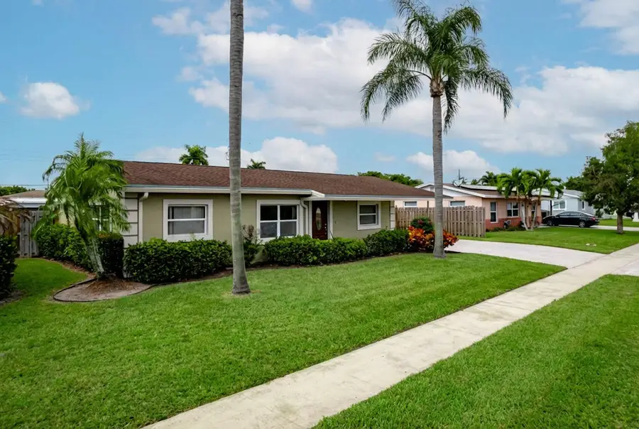 425 Palo Alto Drive, Lake Worth, FL 33461 - #3