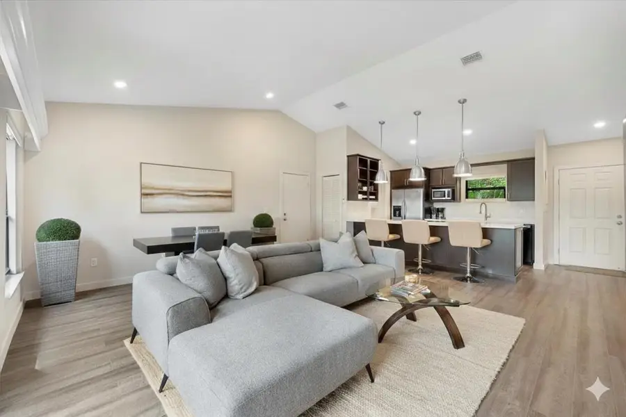 11863 Wimbledon Circle #542, Wellington, FL 33414 - #2