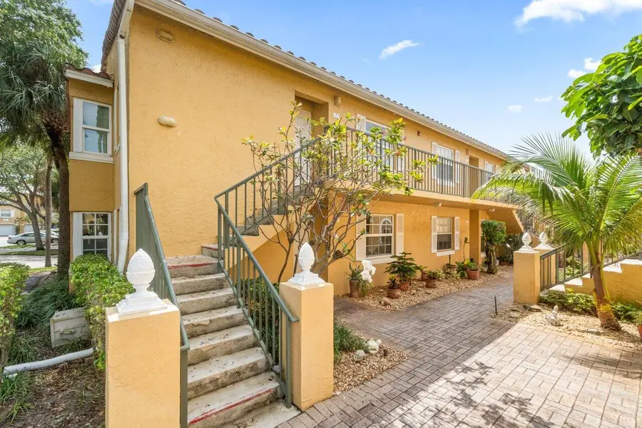 1140 Lake Shore Drive #202, West Palm Beach, FL 33403 - #3