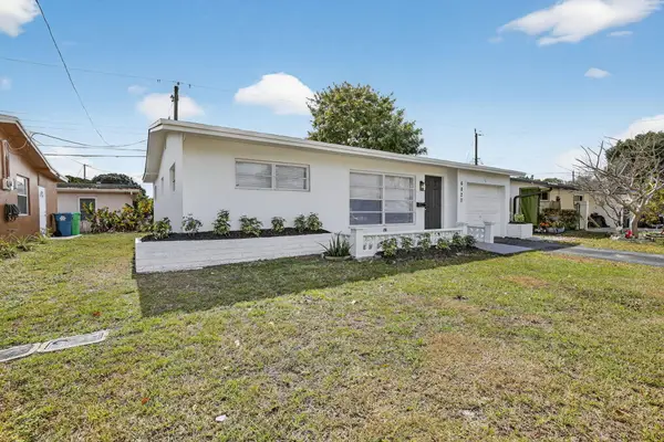 6820 NW 29th Court, Sunrise, FL 33313