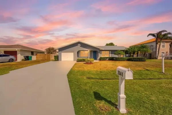 2041 SW Gemini Lane, Port St Lucie, FL 34984