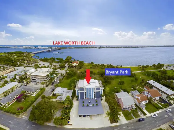 208 S Lakeside Drive #202, Lake Worth Beach, FL 33460