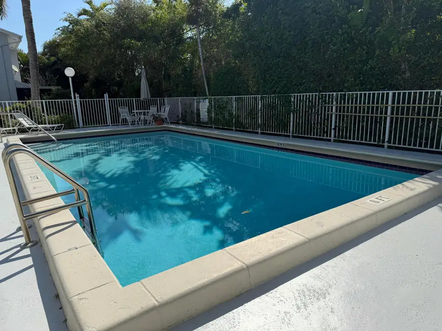 2122 NE 44th Street, Lighthouse Point, FL 33064 - #3