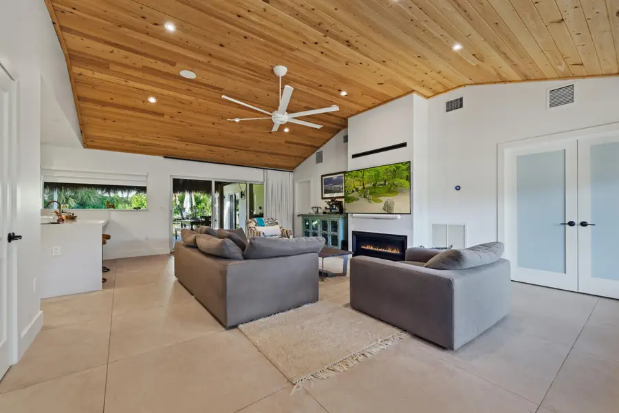 125 Cascade Lane, West Palm Beach, FL 33404 - #3