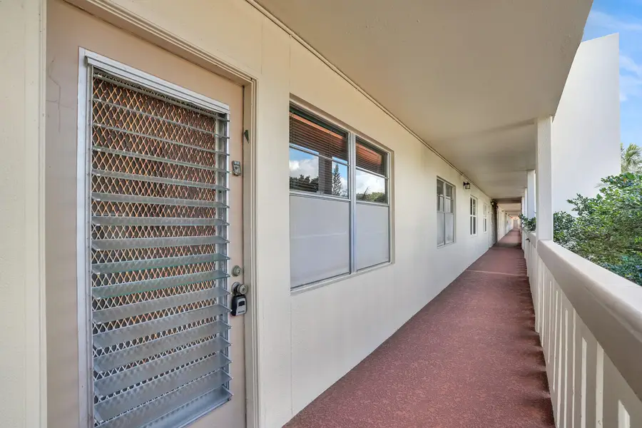 2102 Lucaya Bend #F2, Pompano Beach, FL 33066 - #3