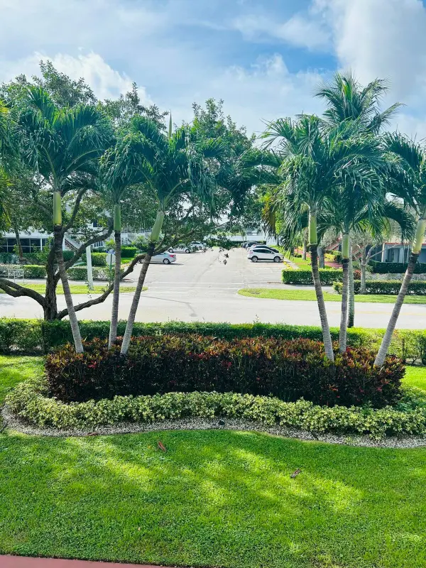 50 Plymouth F, West Palm Beach, FL 33417