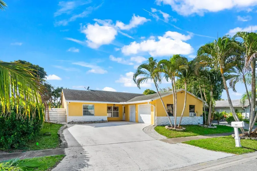 5734 Lincoln Circle E, Lake Worth, FL 33463 - #2