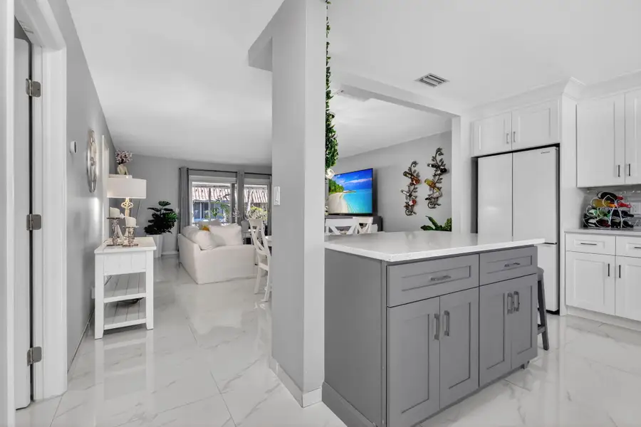 168 Amherst Lane, Lake Worth Beach, FL 33467 - #3